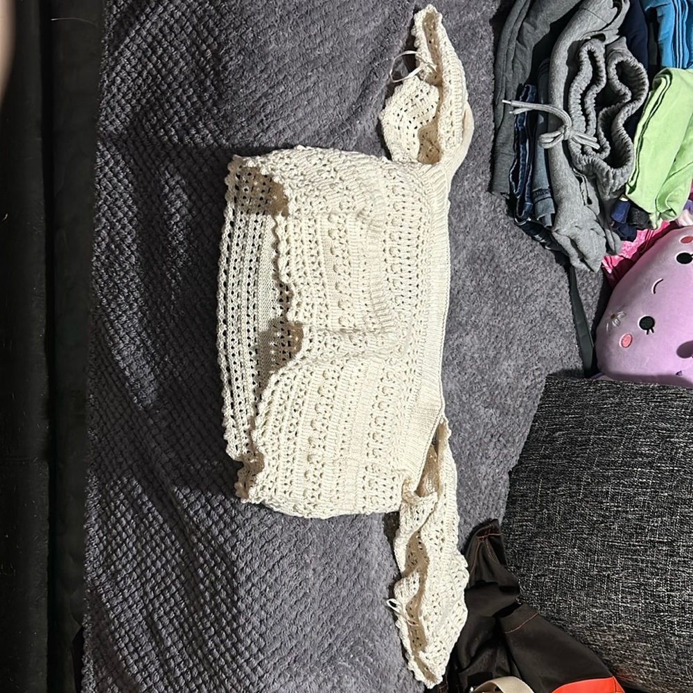 Brand new never worn or used summer crochet top ! Size medium in Women’s!